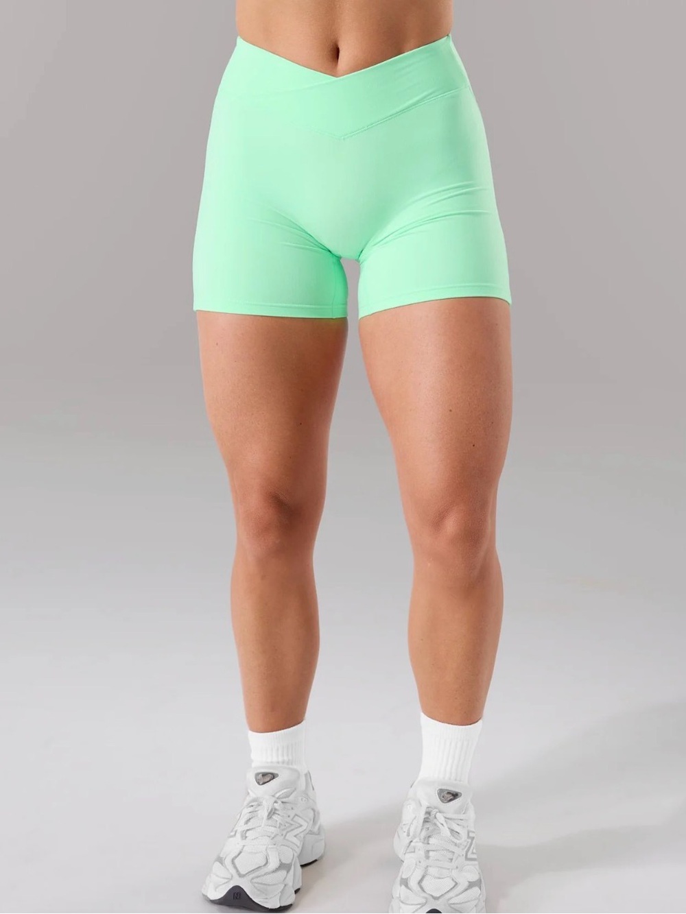 Alphalete Tenacity Wrap Mid-Rise Short Aurora - Large